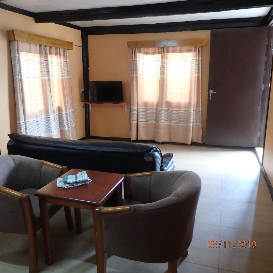 Nausori Classixx Inn מראה חיצוני תמונה